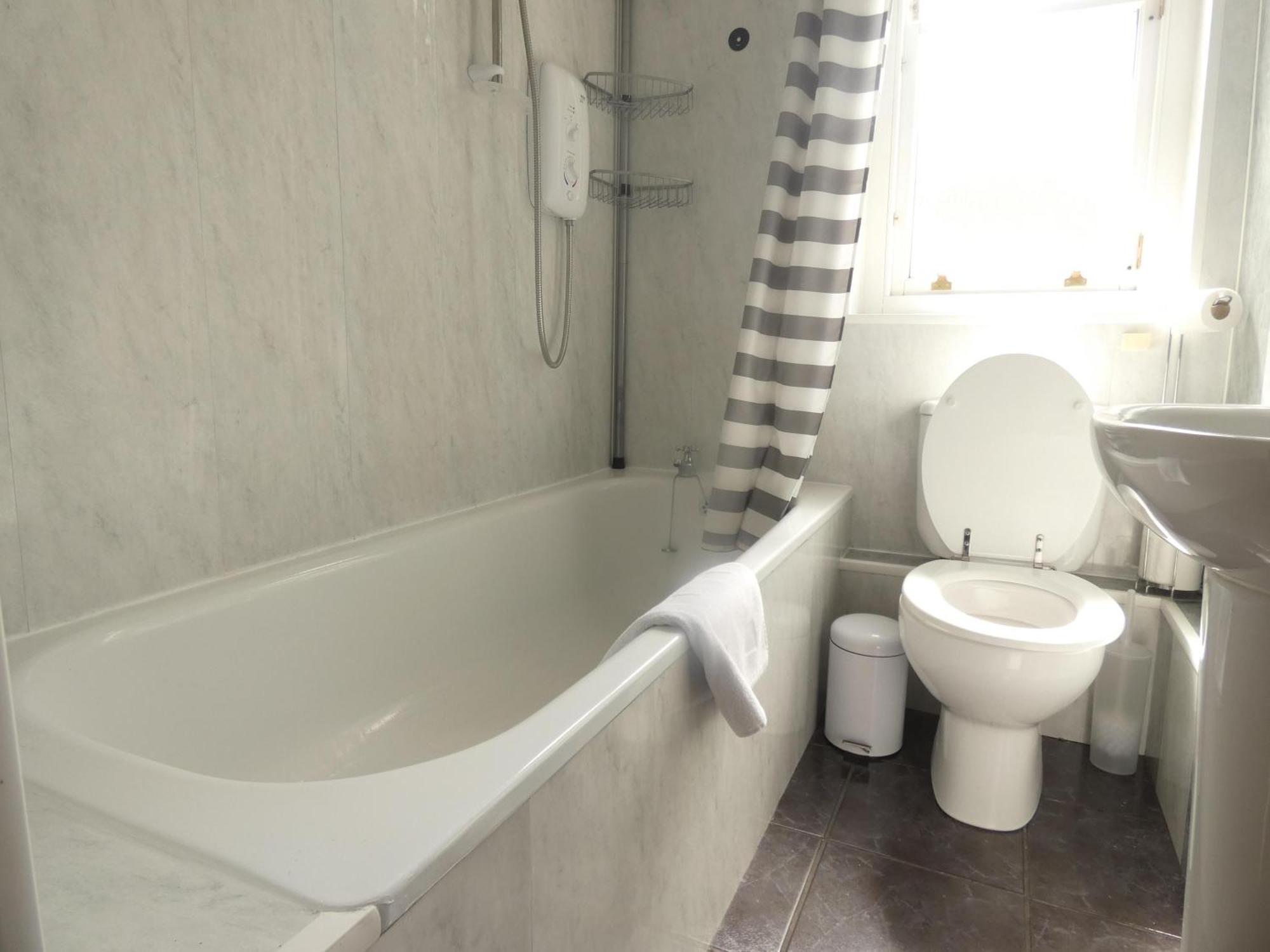 Central 2-Bed Flat In Эдинбург Экстерьер фото